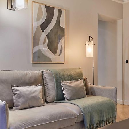 Magnificent Apartment - 3Br- 8P - Batignolles Parijs Buitenkant foto