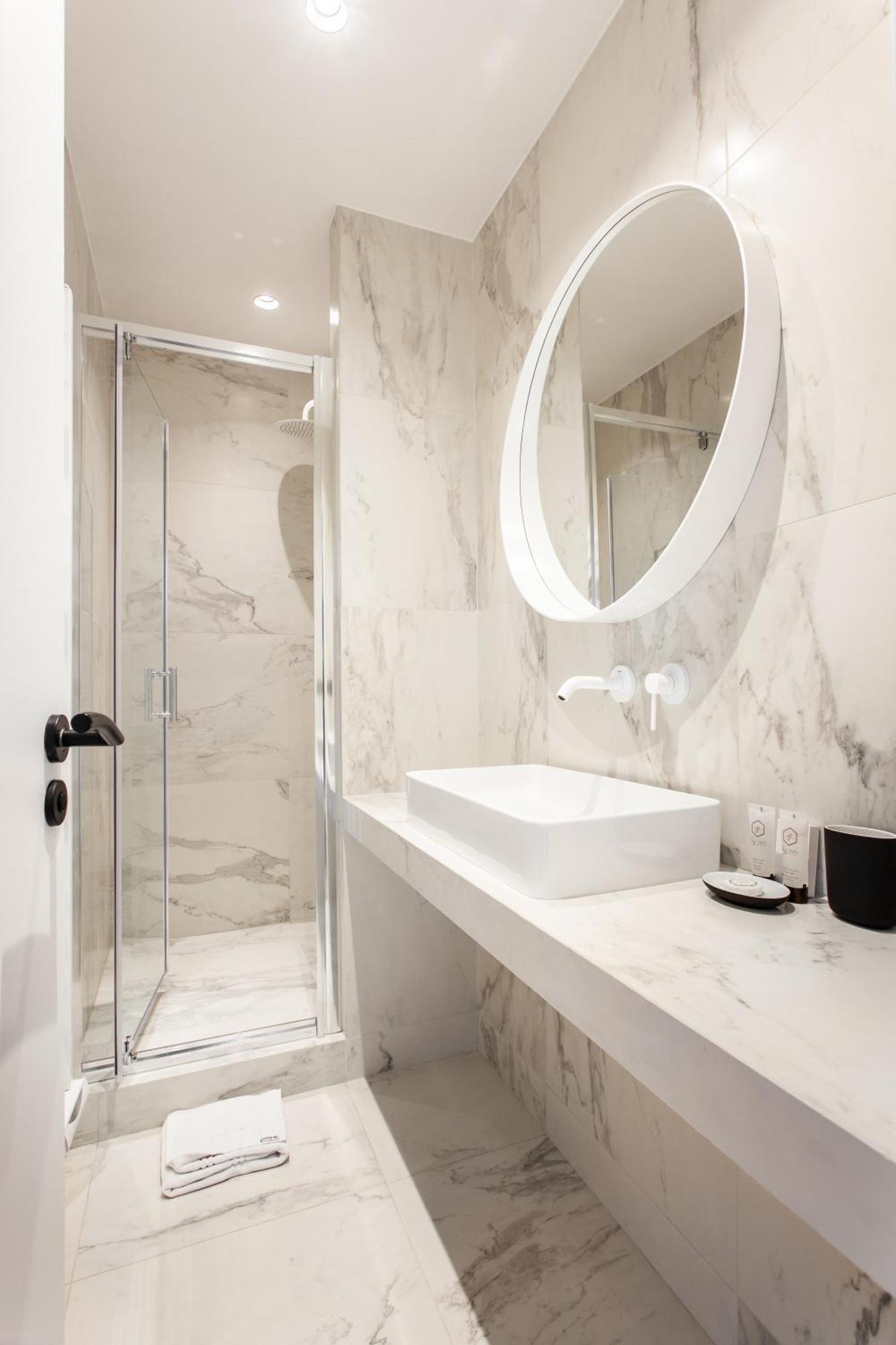 Magnificent Apartment - 3Br- 8P - Batignolles Parijs Buitenkant foto