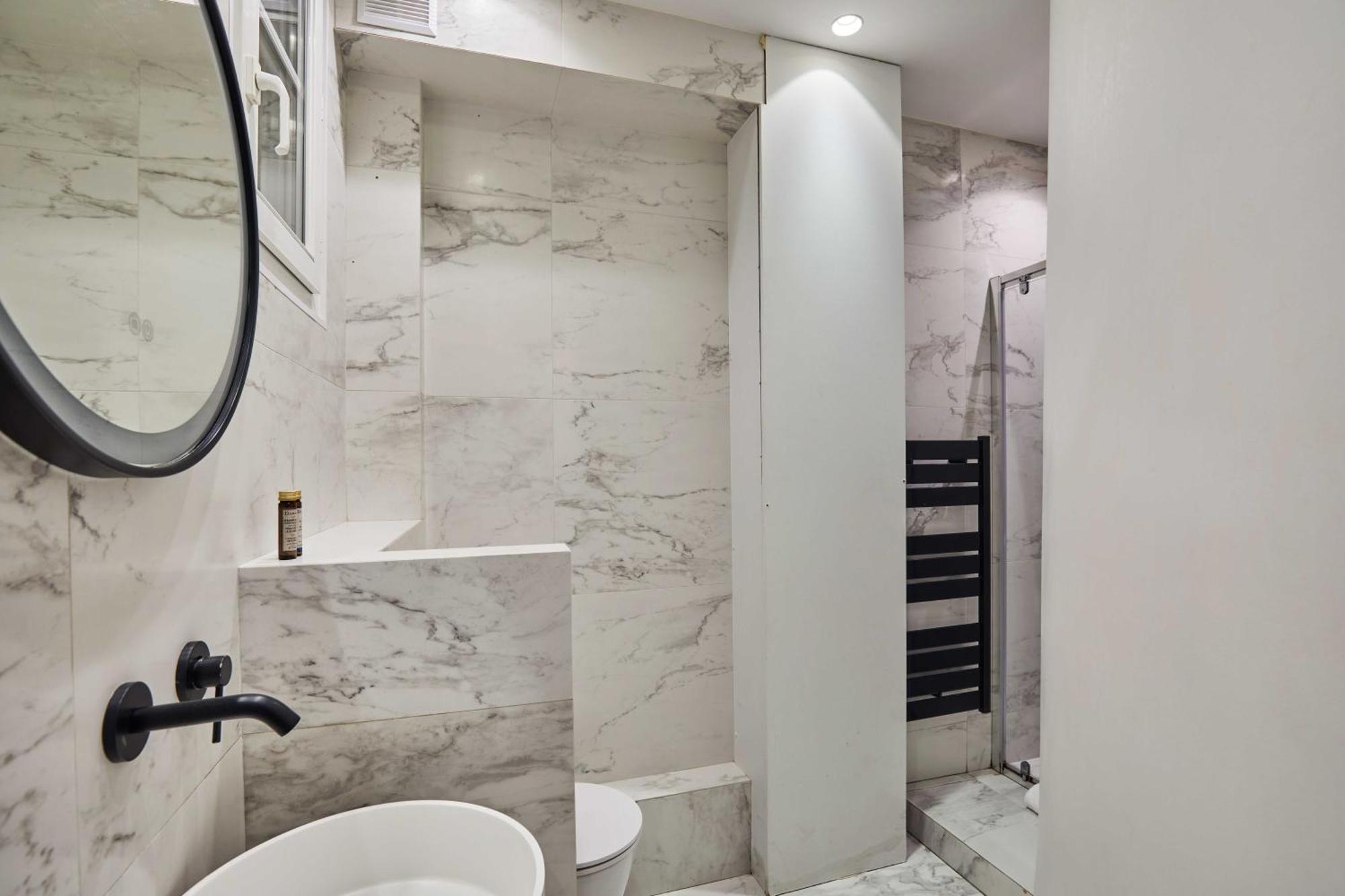 Magnificent Apartment - 3Br- 8P - Batignolles Parijs Buitenkant foto