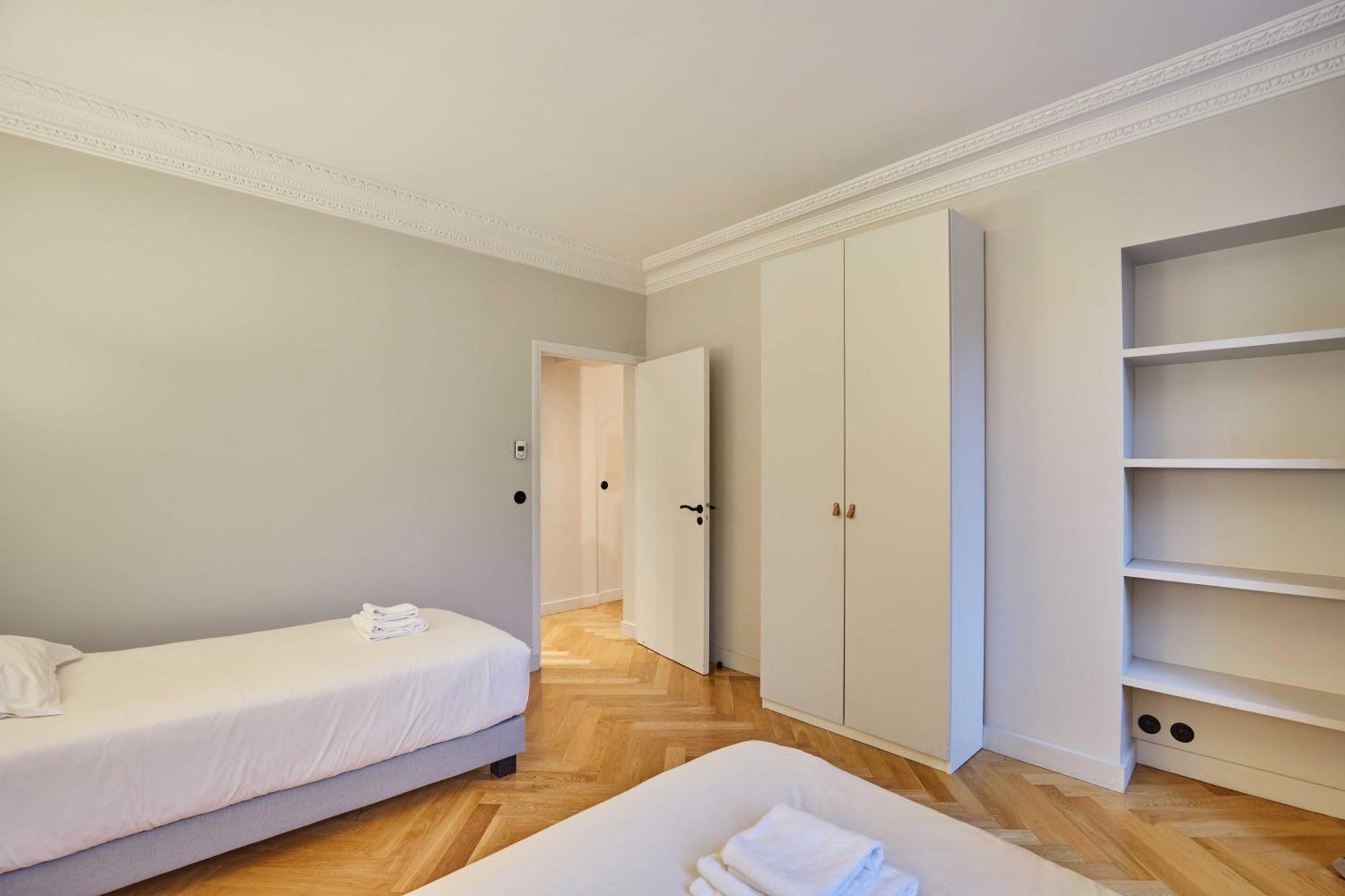 Magnificent Apartment - 3Br- 8P - Batignolles Parijs Buitenkant foto