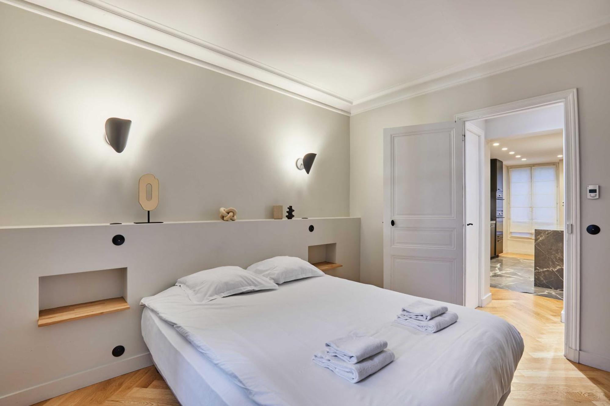 Magnificent Apartment - 3Br- 8P - Batignolles Parijs Buitenkant foto